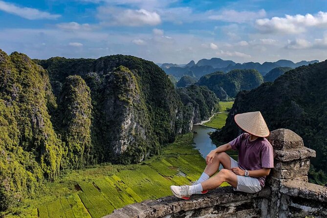 Best Private Day Trip Hanoi to Ninh Binh: Multiple Options - A local-family lunch instead of a rushed refuel