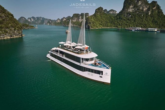 BEST SELLER: Ha Long Bay Luxury Cruise Day Tour - All Inclusive - Who should book this cruise?