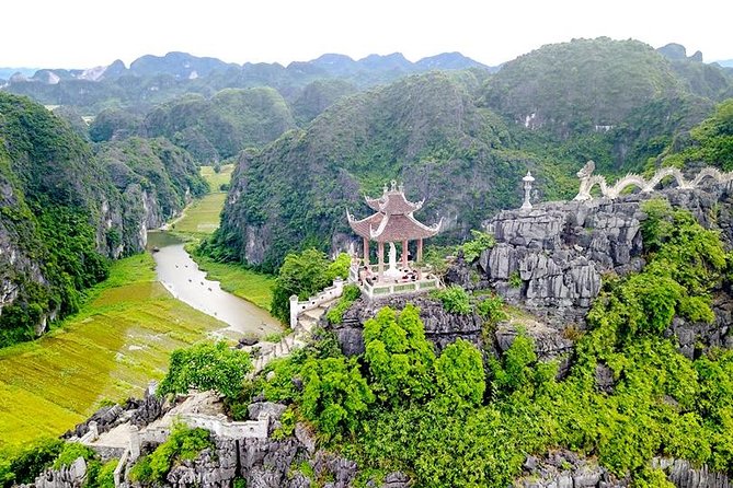 Best Service - Hoa Lu -Trang An - Mua Cave Limousine - All Inclusive - The guide and the small-group feel