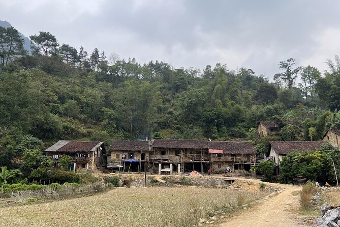 Cao Bang Easy Trekking Tours 2Days/1Night Ban Gioc Waterfall ET1 - One quiet night in Khuoi Ki Stone Village