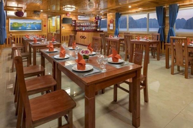 Catherine Cruise 2 Days/1 Night with 6 Star Cruise - Day two: Lan Ha Bay and a quieter finish