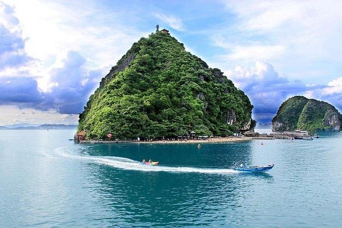 Cozy Bay Cruise: 2-Day Explore Halong Bay With Transfer From Hanoi - Spending the night in a boat cabin