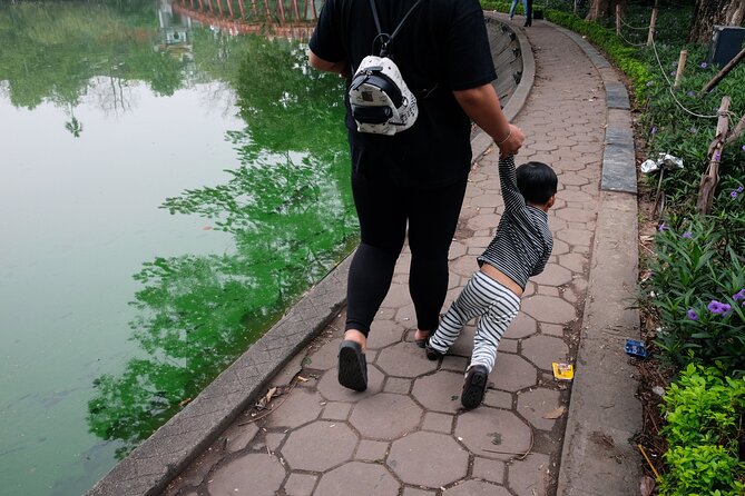 Cultural Hanoi Photo Walk - A Street Photography Tour - Thanh Le’s mentoring is the real reason to book