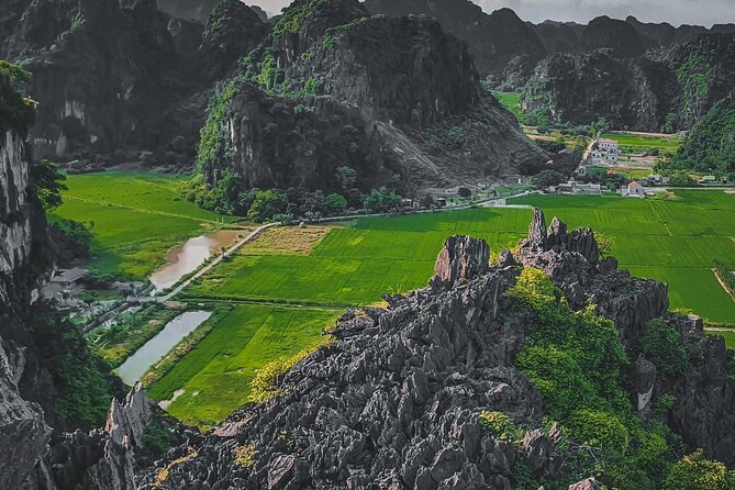 Day Trip from Hanoi to Ninh Binh Hoa Lu, Trang An, and Mua Cave - Key points at a glance