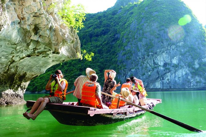 Day trip to Halong Bay from Hanoi - The long road from Hanoi to Ha Long Bay