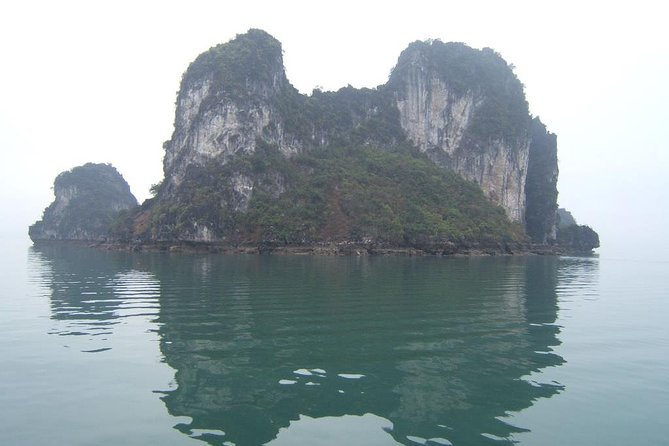 Deluxe Halong Bay 6 Hours Cruise To Visit Surprising Cave And Titop Island - Who Will Enjoy This Halong Bay Day Trip
