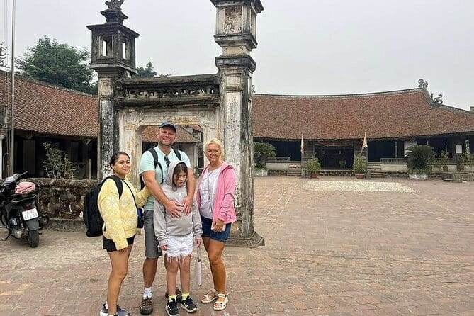 Deluxe Hanoi Tour, Ancient Villages, Pottery Class, Train Street - Cycling beyond the village walls