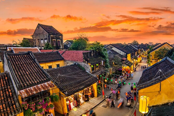 Discover Vietnam - Cambodia - Thailand in 22 Days - Hue connects royal buildings with local markets