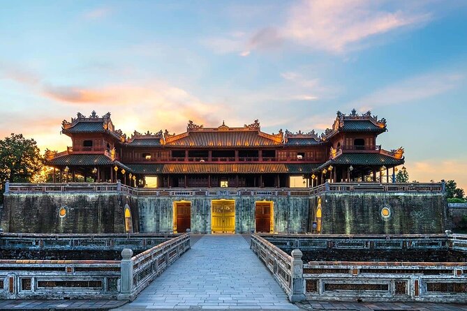 Discover Vietnam - Cambodia - Thailand in 22 Days - Phnom Penh moves from royal splendor to national tragedy