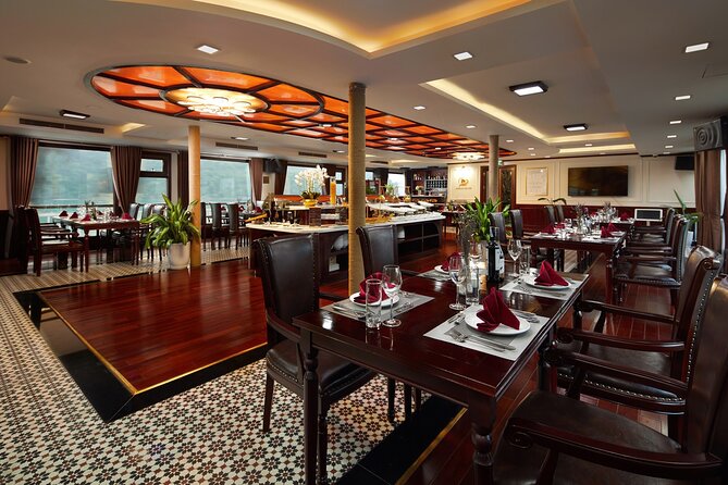 Dora Cruise - Luxury 5 Star Cruise in Halong Bay & Lan Ha Bay (2D1N) - Early morning views and Dark and Bright Cave