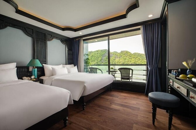 Doris 5 Star Cruise 2 Days 1 Night(Ha Long Bay+Lan Ha Bay) - Dark and Bright Cave by local bamboo boat