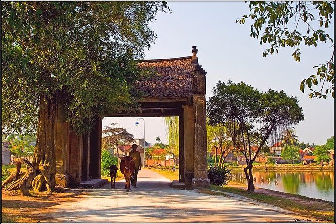 Duong Lam Ancient Village full day tour from Hanoi & experiencing local life - Village lanes, Ngo Quyen Mausoleum, and old architecture