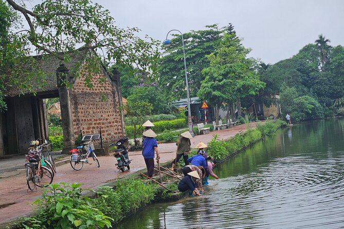 Duong Lam Village & Ba Vi National Park Jeep Tour From Hanoi - A local family lunch, not a standard tour buffet