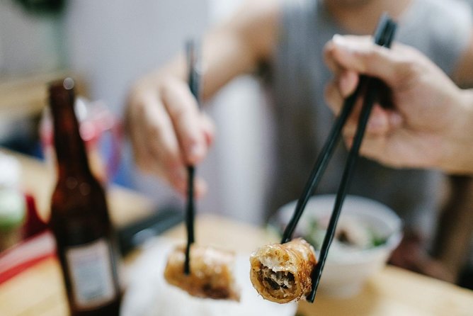 Eat Like a Local: Hanoi Street Food Adventure - The guides make the difference