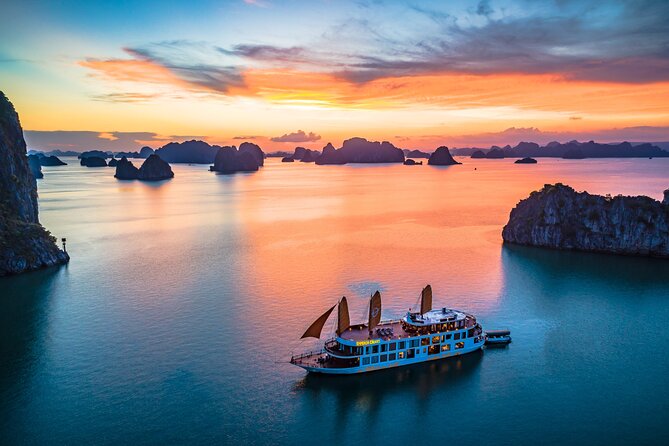 Emperor Cruise Halong: 3 Days 2 Nights Hideaway - Day one: settling into the bay
