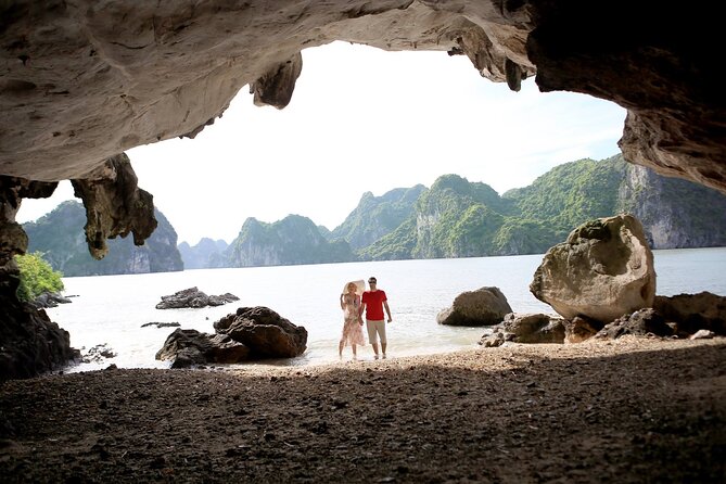 Emperor Cruise Halong: 3 Days 2 Nights Hideaway - Rooms, food, and service