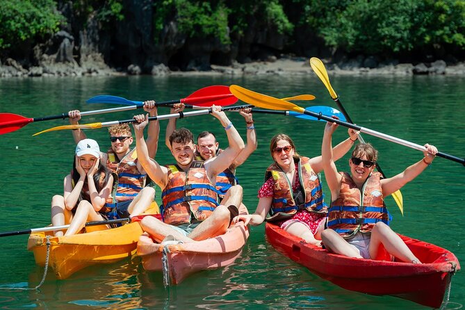 Excellent Halong Bay Day Cruise All Inclusive From Hanoi - Lunch and the first views from the boat