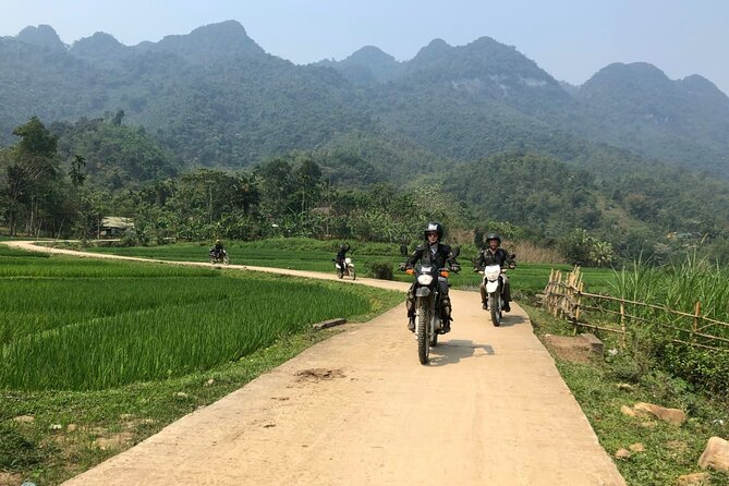 Explore Rice Terrace Pu Luong Ninh Binh Ha Long 4 Days 3 Night - Ha Long Bay provides the grand finale