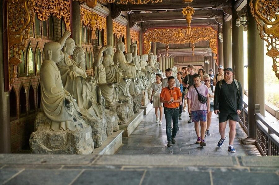 From Ha Noi: Hoa Lu – Tam Coc/ Trang An - Who will enjoy this day trip most