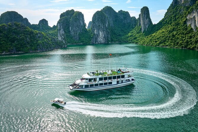 From Hanoi: 1-Day Halong 5-Star Cruises with Big & Small Groups - Key things to know before you book