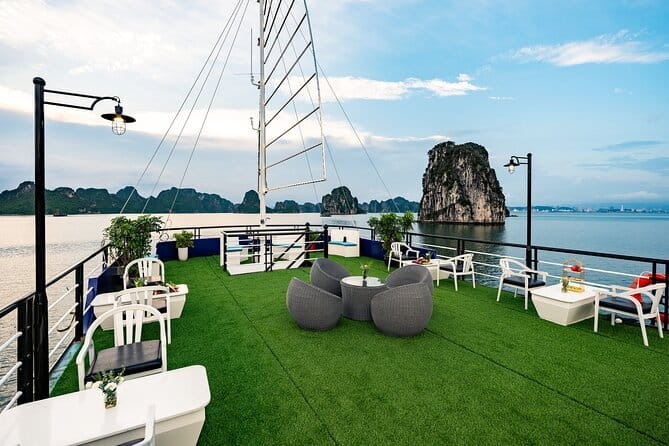 From Hanoi: 1-Day Halong 5-Star Cruises with Big & Small Groups - A full day from Hanoi to Halong Bay