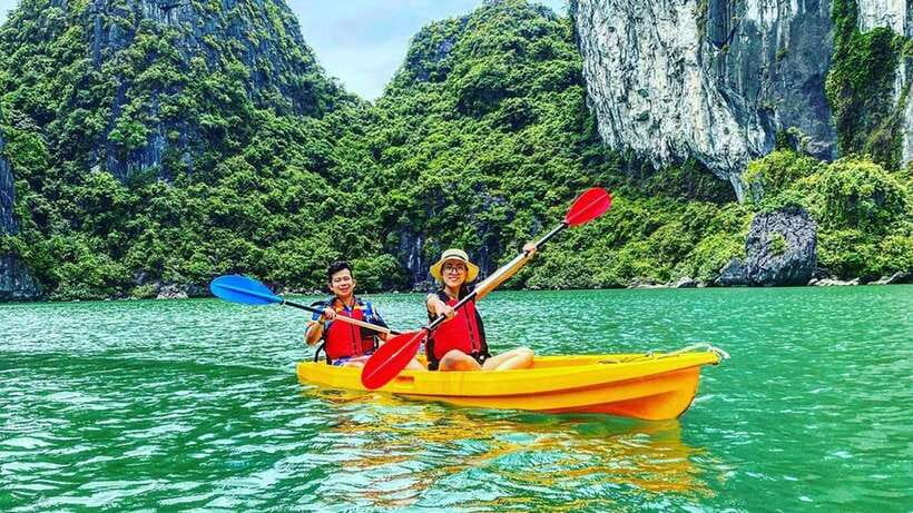 From Hanoi: 1 -Day Halong Bay Cruise With Big & Small Groups - What the $36 price really buys you
