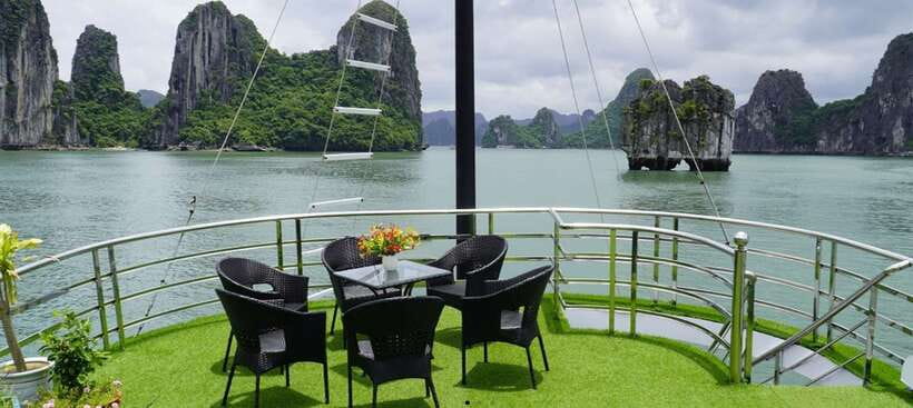 From Hanoi: 1 -Day Halong Bay Cruise With Big & Small Groups - Boarding at Tuan Chau Marina