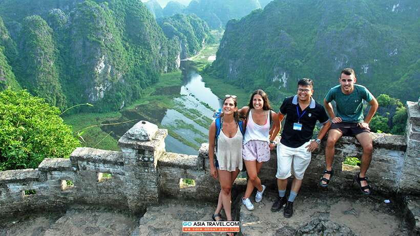 From Hanoi: 1-Day Ninh Binh Highlights Tour with Lunch - Bai Dinh Pagoda or Hoa Lu’s royal temples
