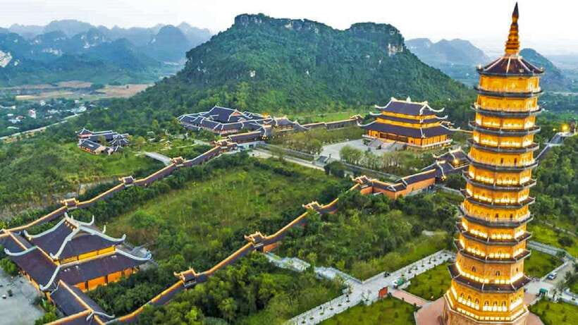 From Hanoi: 1-Day Ninh Binh Highlights Tour with Lunch - A Vietnamese buffet with more than 20 dishes