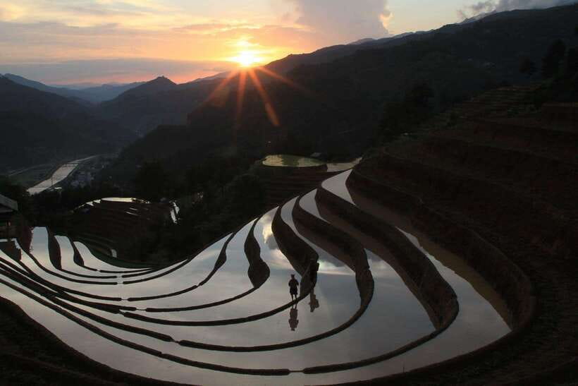 From Hanoi: 1-day Sapa Trekking Tour With Overnight Bus - Breakfast and a short reset in Sapa