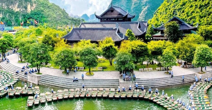 From Hanoi: 1 Day Tour to Trang An, Mua Cave and Ngoa Long - Why Trang An makes the long ride from Hanoi worthwhile