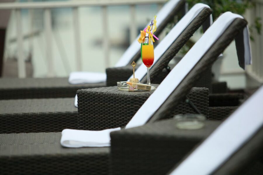 From Hanoi: 2-Day & 1 Night Halong Bay Tour - Dinner, squid fishing, and a night on the water