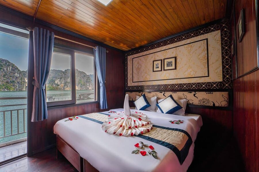 From Hanoi: 2-Day Ha Long Bay Boat Tour - Sung Sot Cave and Titop Island