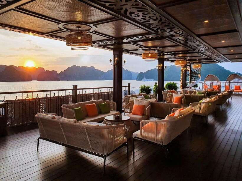 From Hanoi: 2-Day Ha Long Bay by Indochine Premium Cruise - Getting from Hanoi to Tuan Chau Port