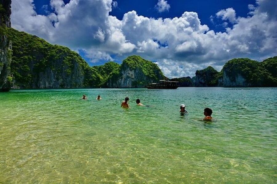 From Hanoi: 2-Day Ha Long Bay Tour with Ninh Binh and Cruise - Mua Cave and 500 steps to the top