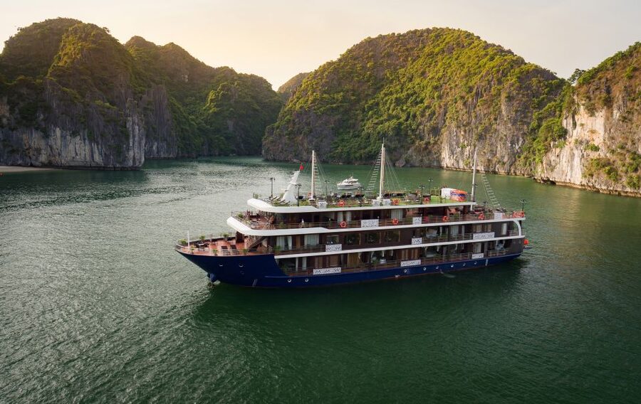 From Hanoi: 2-Day Halong and Lan Ha Bay La Pandora Cruise - Guide support and the human side of the trip