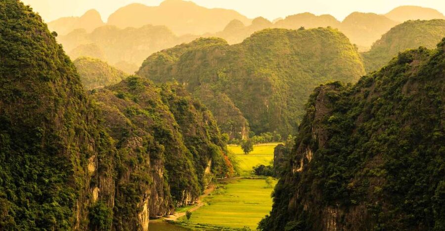 From Hanoi: 2-Day Ninh Binh Tour with Accommodation & Meals - Why two days works better than a rushed Ninh Binh visit