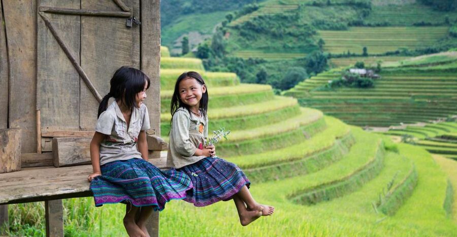 From Hanoi: 2-Day Sapa Cultural Exchange Tour with Homestay - Hanoi to Sapa by bus, then straight into the hills
