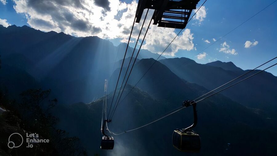 From Hanoi: 2-Day Sapa-Fansipan Peak & Trek & Ha Giang Bus - Weather, packing, and physical effort