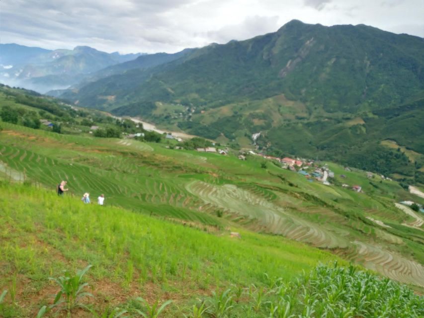 From Hanoi: 2-Day Sapa Trekking Trip with Homestay & Meals - Arriving at the Ta Van homestay