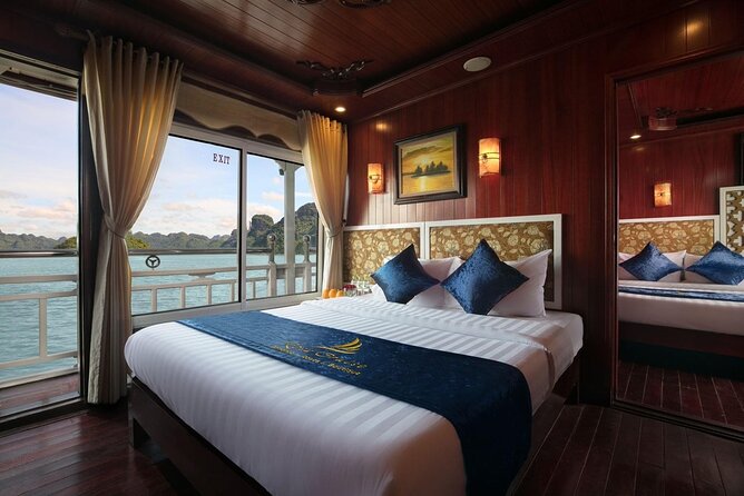 From Hanoi: 2D1N Ha Long Bay Deluxe Cruise with Bus Limousine - What the two-day Ha Long Bay plan feels like