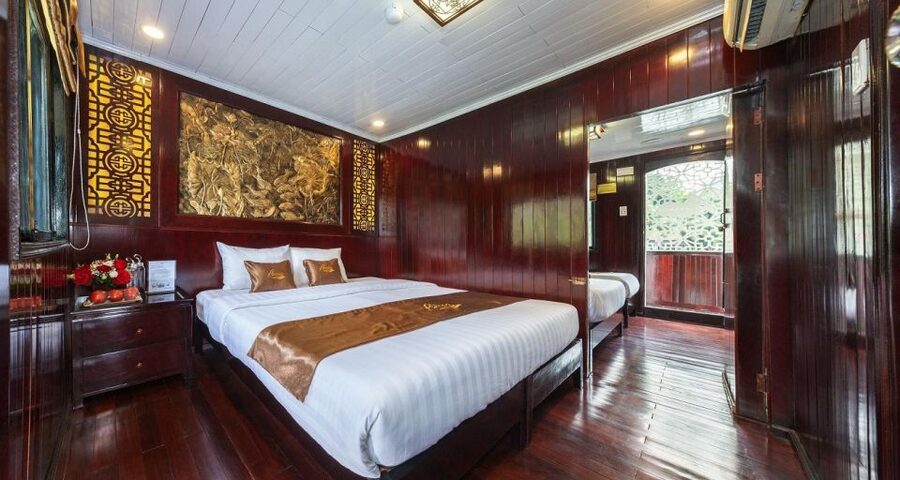 From Hanoi: 3-Day and 2-Night Cruise Stay at Bai Tu Long Bay - How this compares with a shorter bay cruise