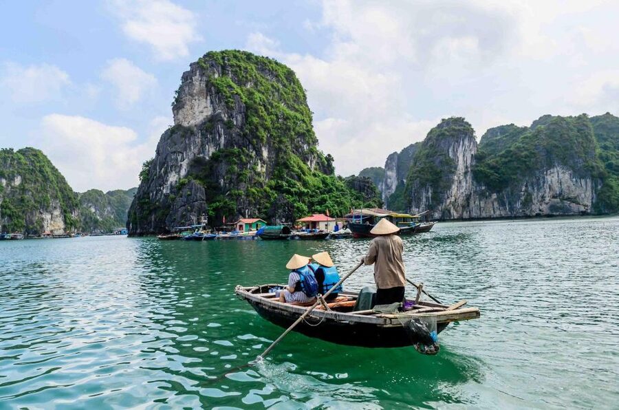 From Hanoi: 3-Day Luxury Tour Ninh Binh & Ha Long Bay Cruise - From Ninh Binh to the Lan Ha Bay cruise