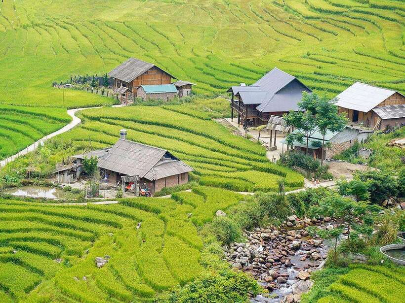 From Hanoi: 3-Day Sapa, Fansipan, Ninh Binh Tour with Meals - Day 1: From Hanoi to Sapa and Cat Cat village
