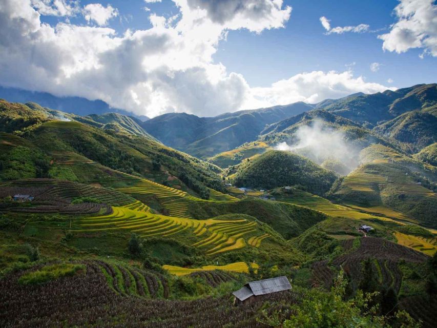 From Hanoi: 3-Day Sapa Trekking with Limousine Transfer - The 5.5-hour ride from Hanoi to Sapa