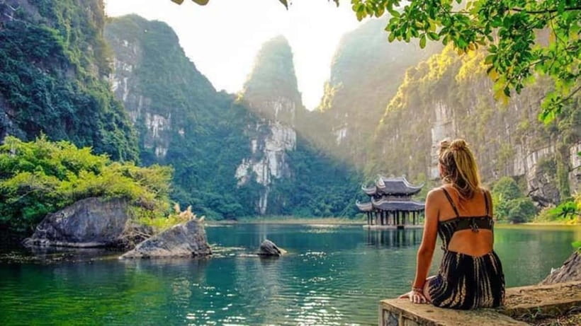 From Hanoi: Bai Dinh,Trang An and Mua Cave Trip - Bai Dinh Pagoda and its record-breaking scale