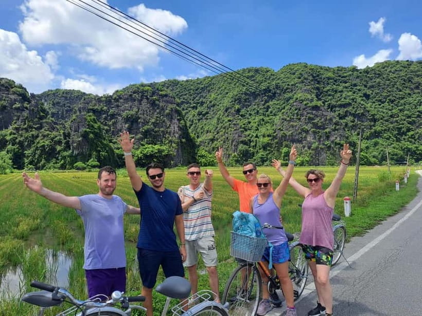 From Hanoi: Bai Dinh,Trang An and Mua Cave Trip - Two hours among the Trang An grottoes