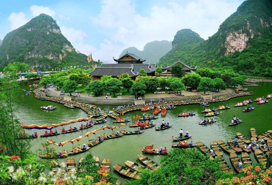 From Hanoi: Bai Dinh,Trang An and Mua Cave Trip - What is included for $47
