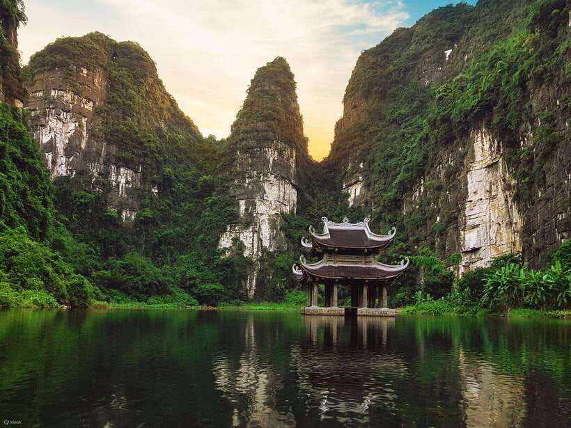 From Hanoi: Bai Dinh, Trang An Mua Cave - A Scenic Day Tour - Why this Ninh Binh day trip works