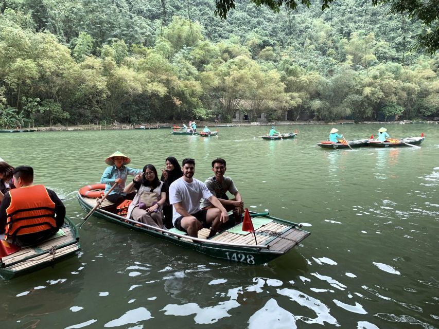 From Hanoi: Bai Dinh, Trang An Mua Cave - A Scenic Day Tour - Trang An by wooden boat